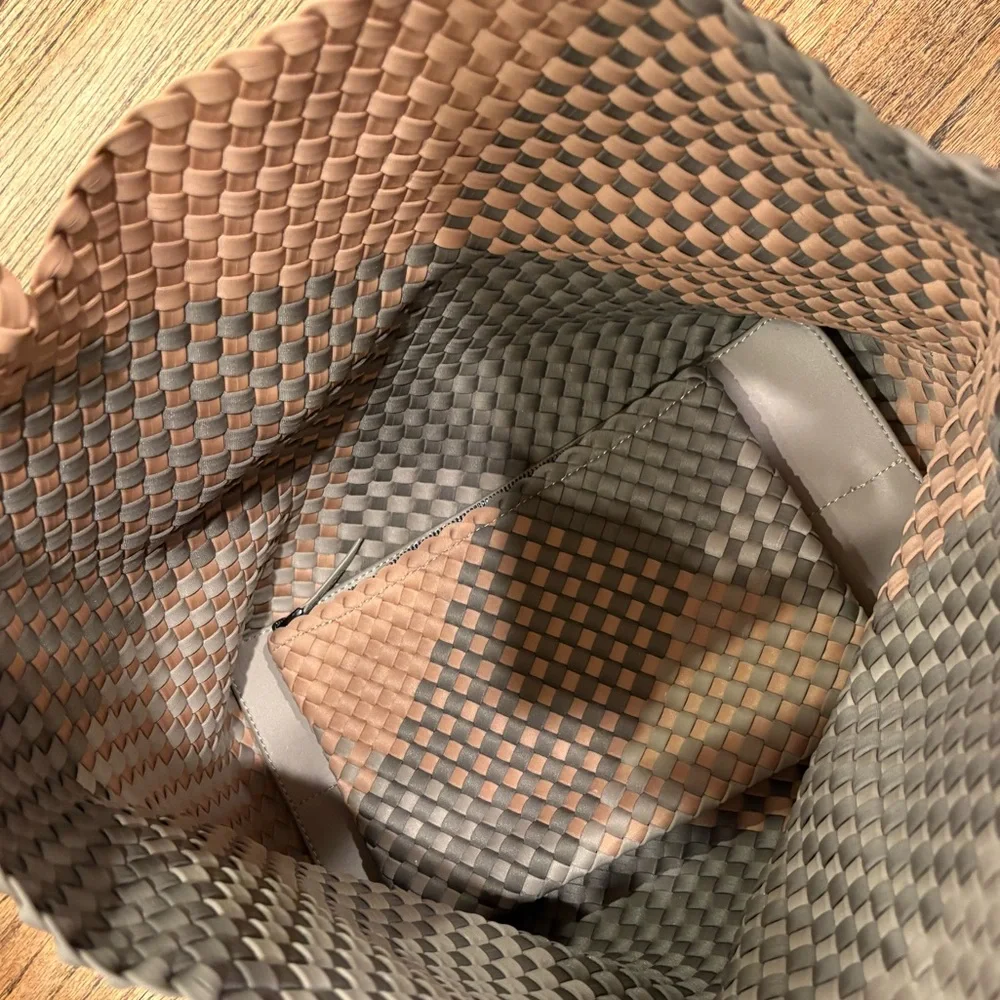 Naghedi St Barths Medium Tote in Graphic Geo - Picture 5 of 16